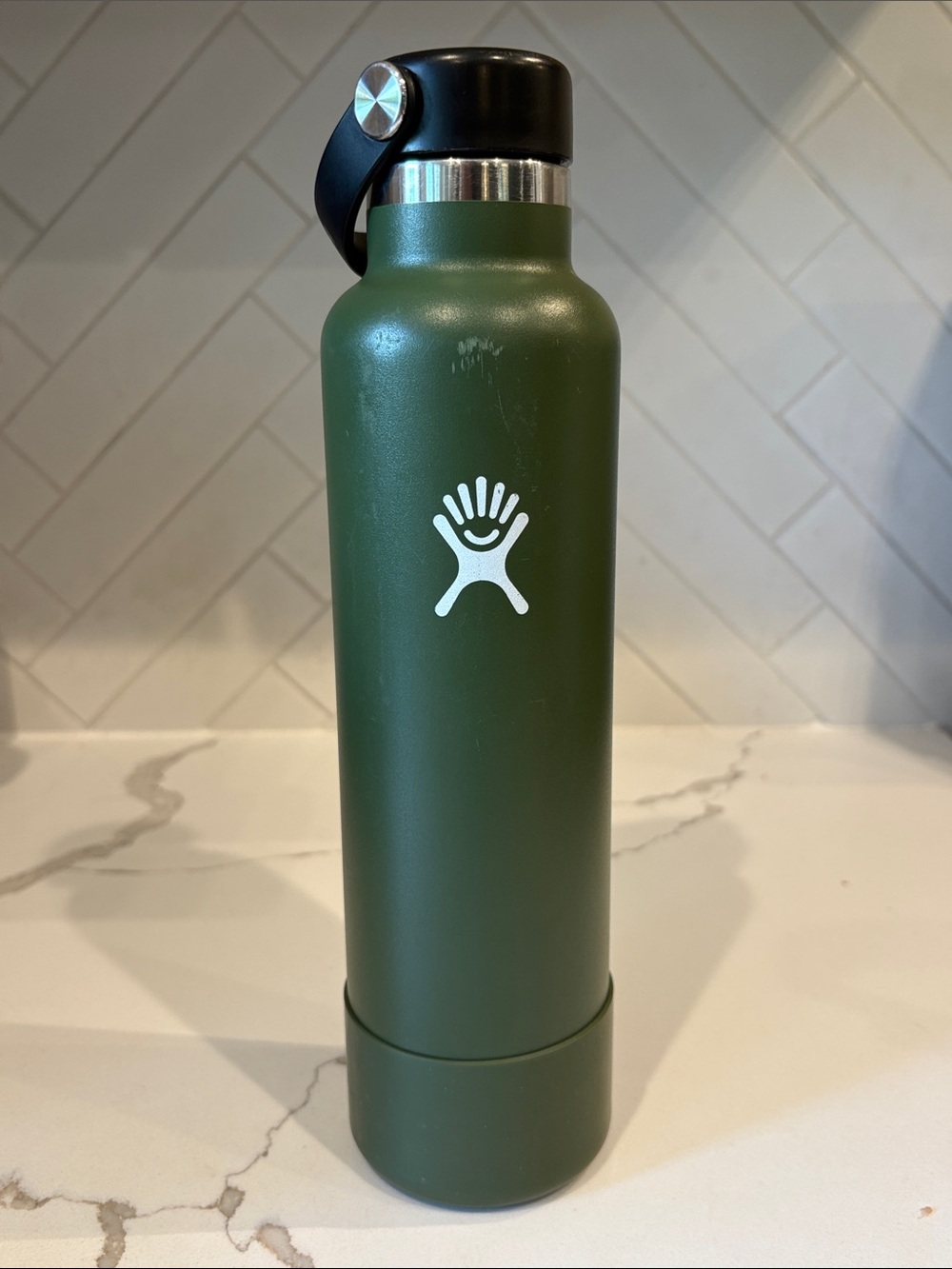 Hydro Flask Forest Green Stainless Water Bottle w/ Bottom Protector, 24oz